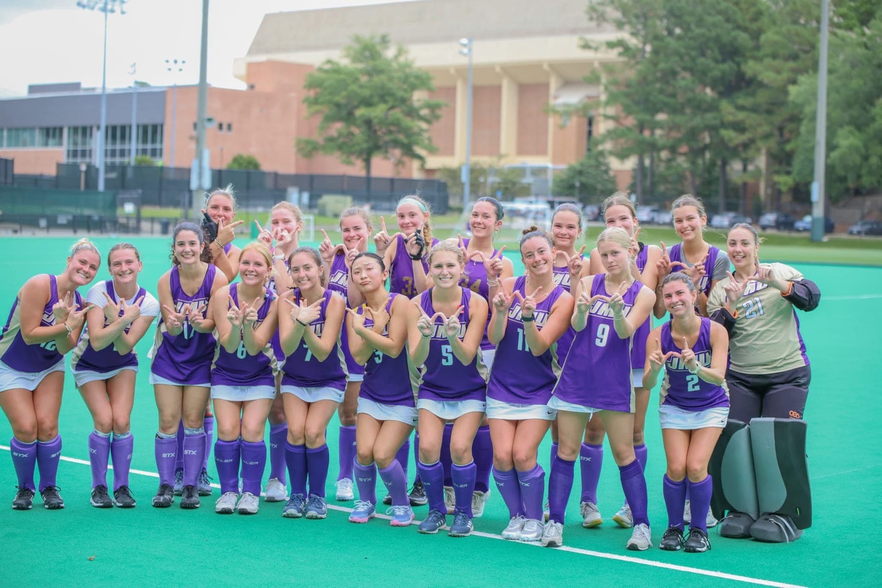 The team throwing up the W